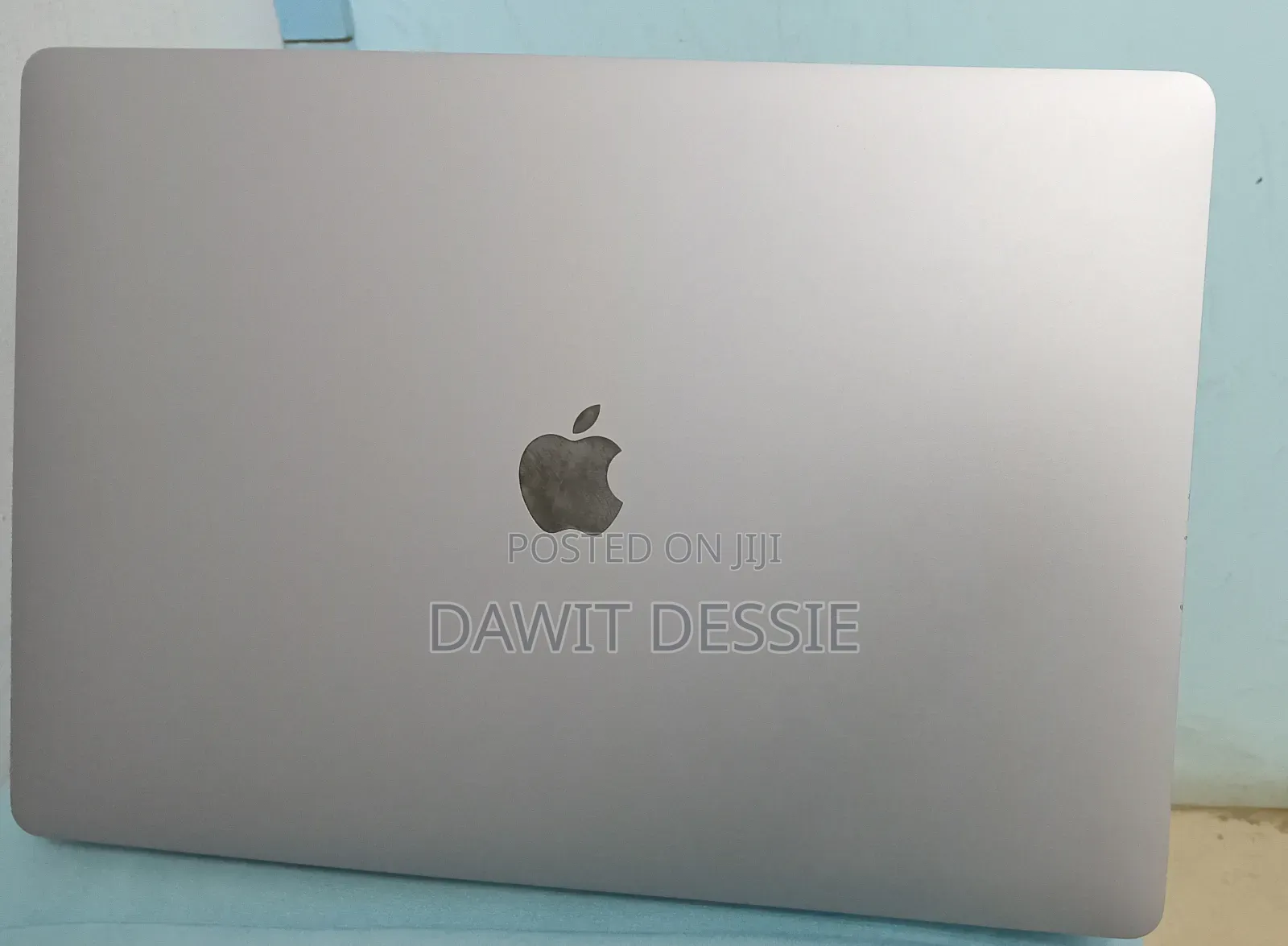 New Laptop Apple MacBook Pro 2019 32GB Intel Core i9 SSD 512GB