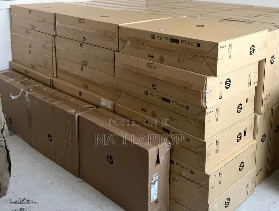 New HP 200 G4 22 All-in-One 16GB Intel Core i7 SSD 512GB