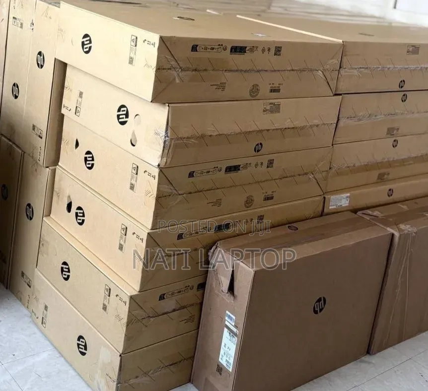 New HP 200 G4 22 All-in-One 16GB Intel Core i7 SSD 512GB