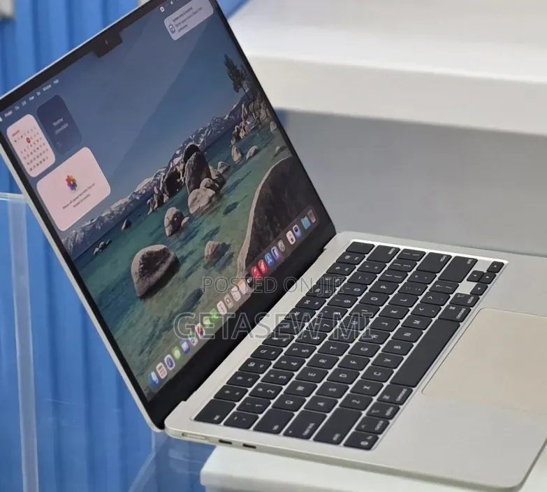 New Laptop Apple MacBook Air 2026 M5 16GB Apple M5 SSD 256GB