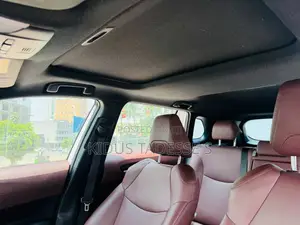 Toyota Corolla Cross Hybrid 2023 White