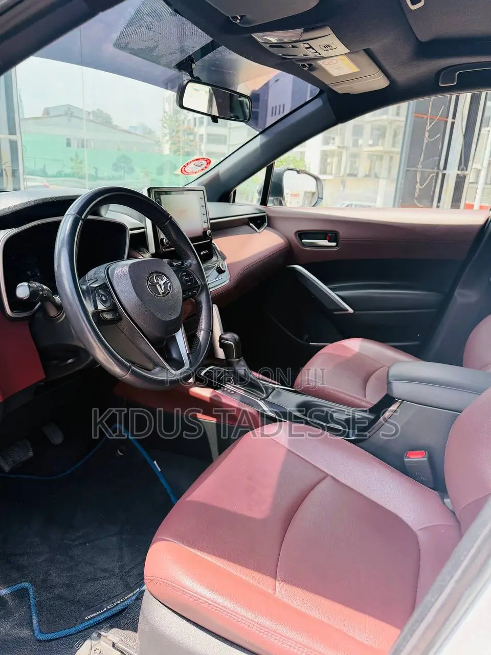 Toyota Corolla Cross Hybrid 2023 White