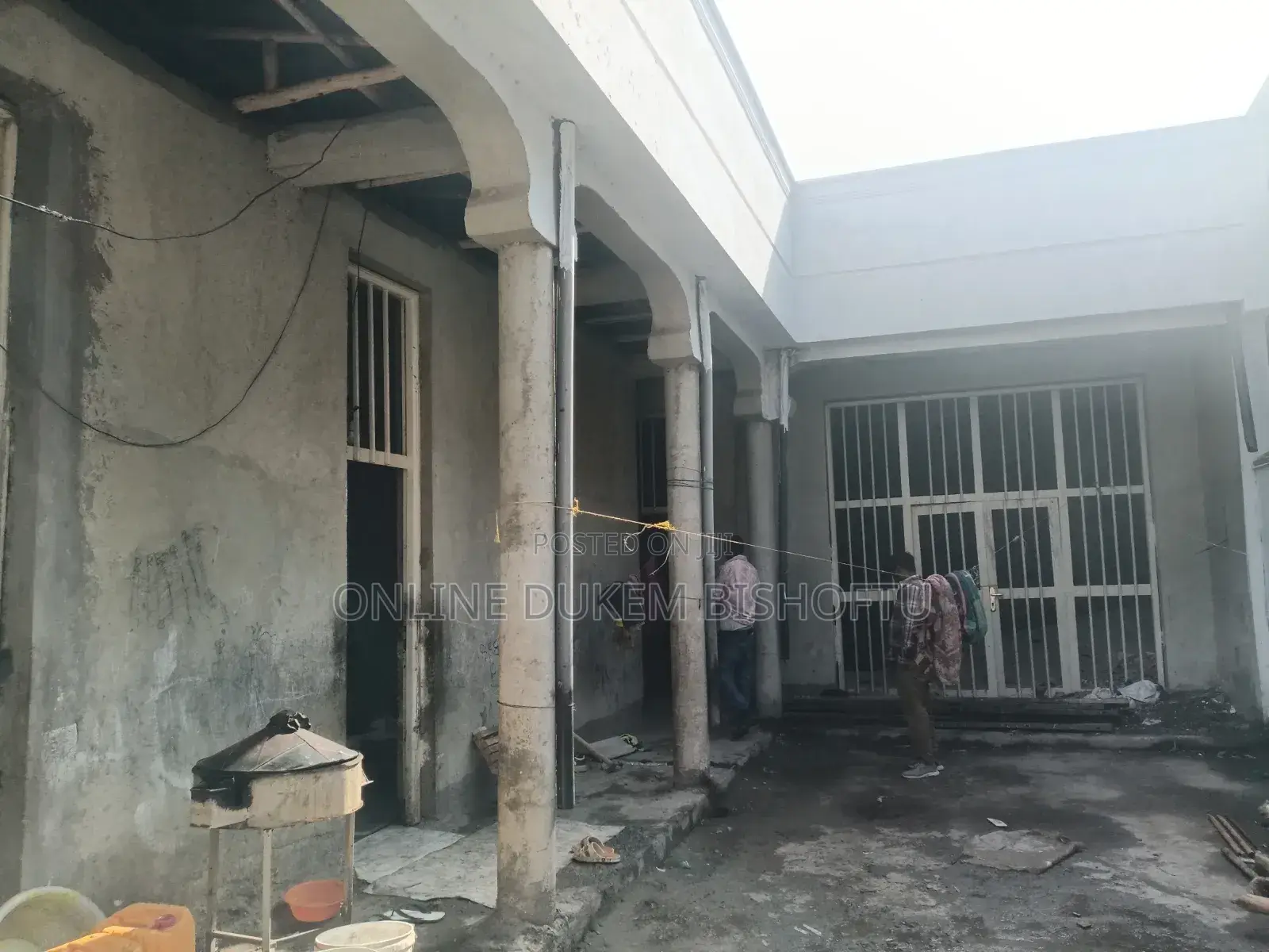 10bdrm House in Dukem Bishoftu, East Shewa for sale