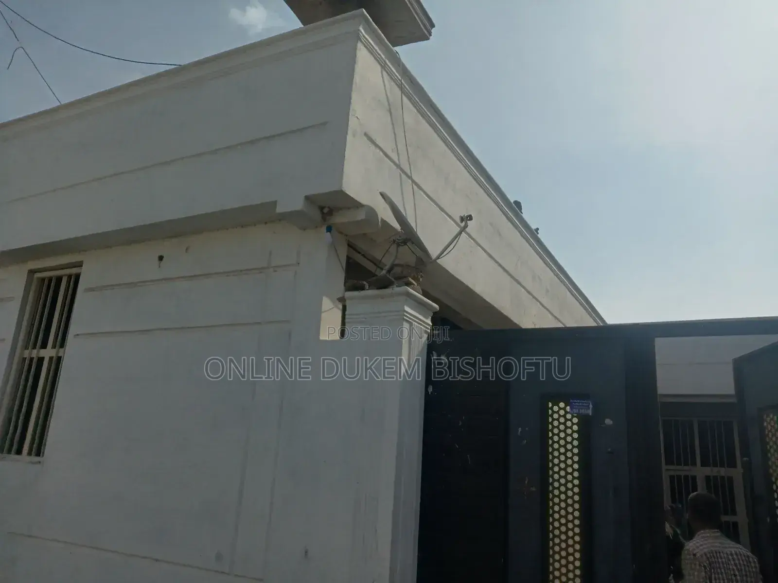 10bdrm House in Dukem Bishoftu, East Shewa for sale