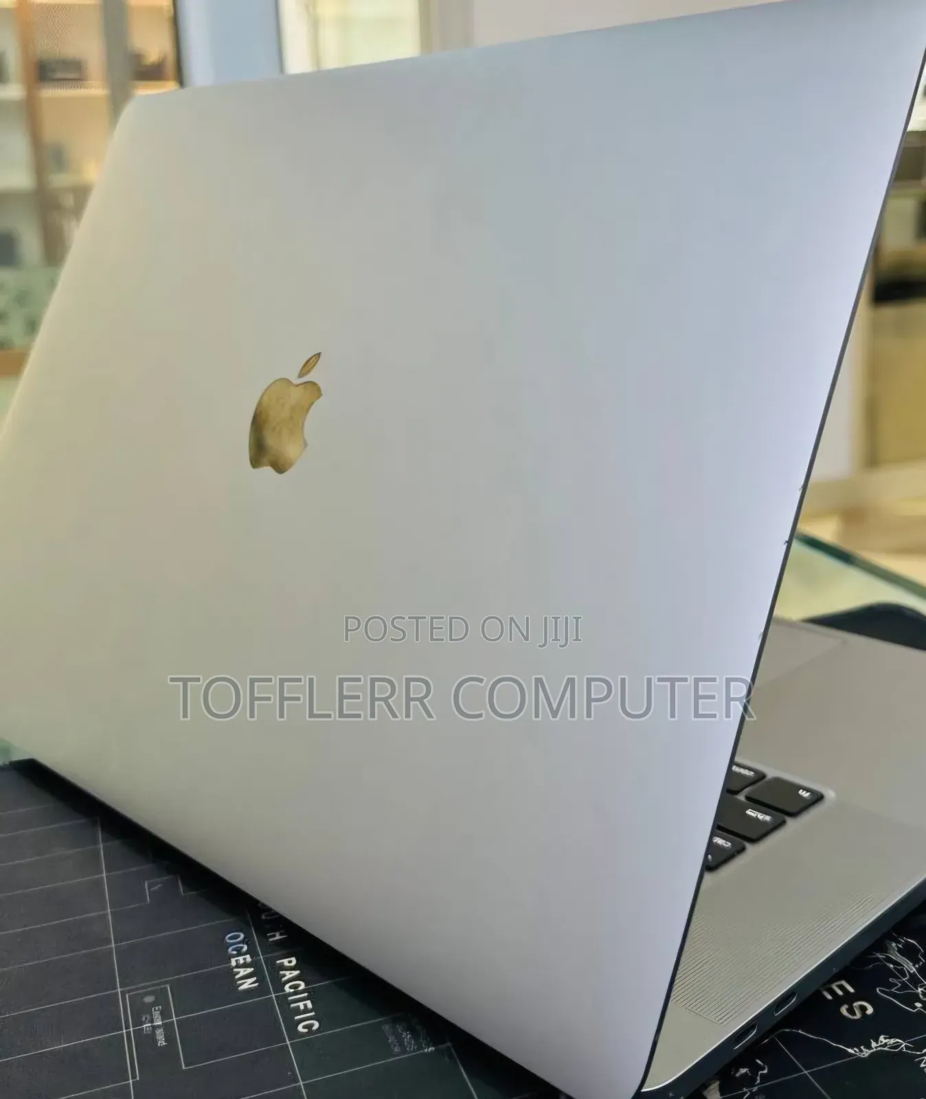 New Laptop Apple MacBook Pro 2019 16GB Intel Core i9 SSD 512GB