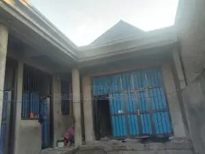 7bdrm Villa in Dukem Bishoftu, East Shewa for sale