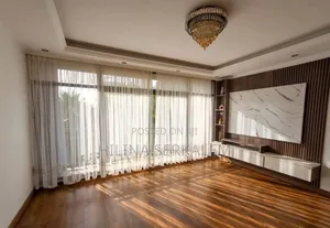 3bdrm Apartment in Emarosh, Arada for sale