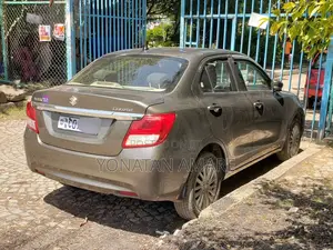 Suzuki Dzire 2022 Gray