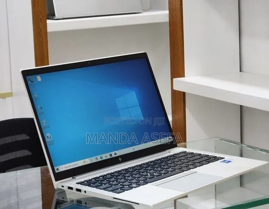 New Laptop HP EliteBook 840 G8 8GB Intel Core i5 SSD 512GB