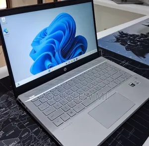New Laptop HP Pavilion 14 8GB Intel Core i5 SSD 512GB