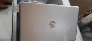 Laptop HP Pavilion 10 6GB Intel Core i5 HDD 1T