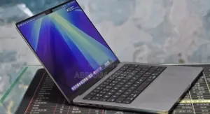 New Laptop Apple MacBook Pro 2021 M1 32GB Apple M1 SSD 1T