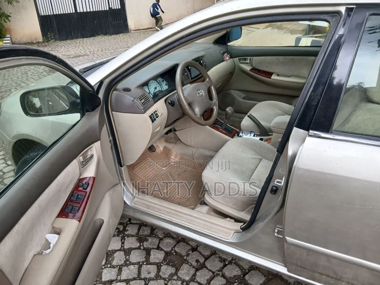 Toyota Corolla 2003 Gold