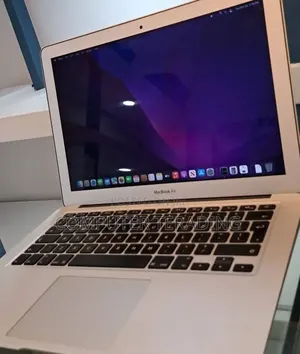 New Laptop Apple MacBook Air 2017 8GB Intel Core i5 SSD 128GB