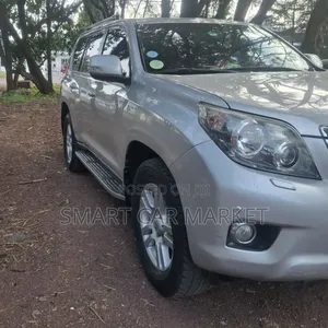 Toyota Land Cruiser Prado 2014 Silver