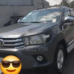 Toyota Hilux 2017 Black