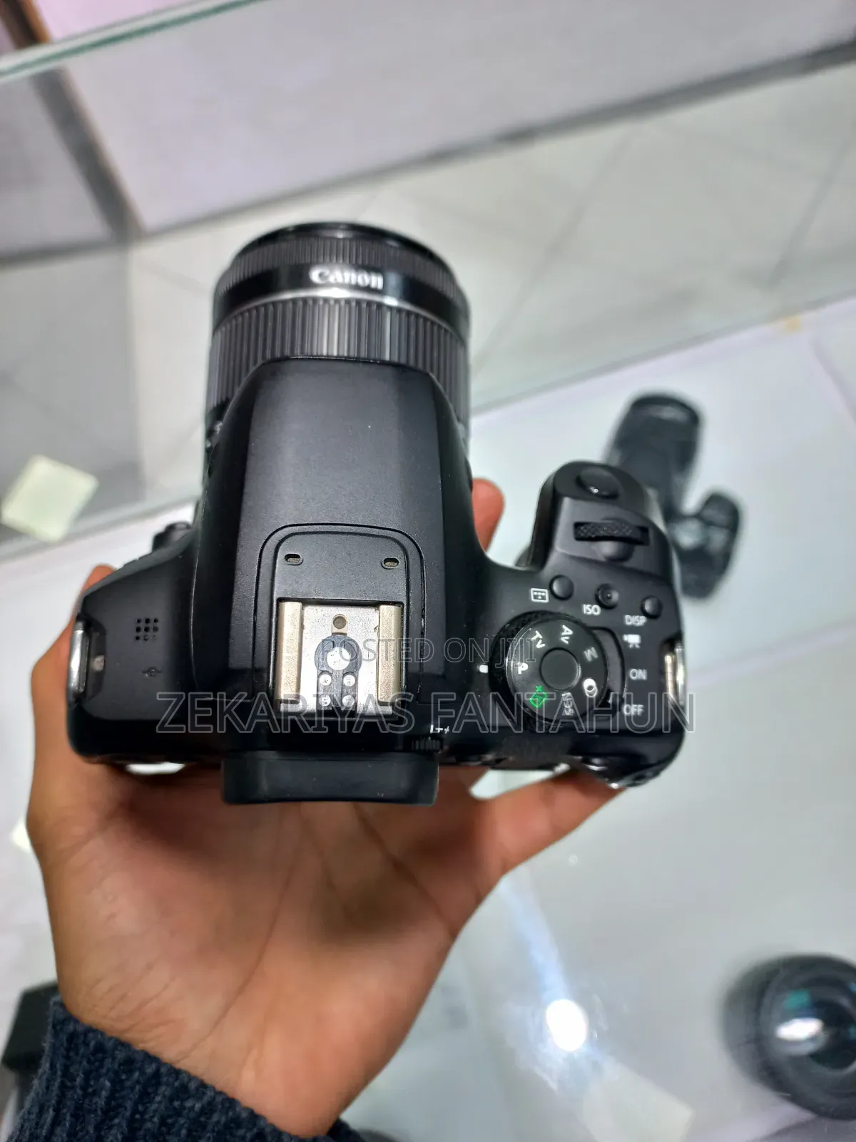 Canon 850d Camera N