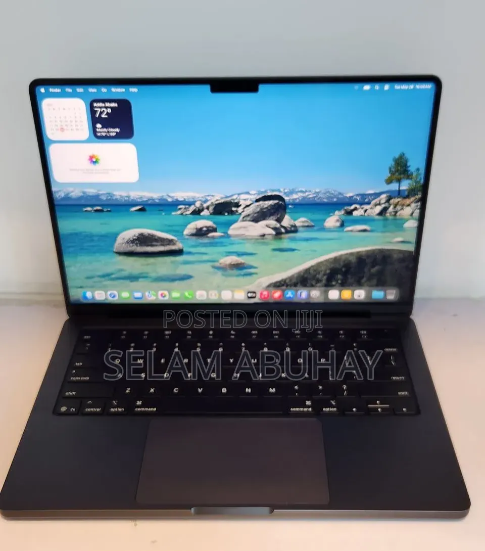 New Laptop Apple MacBook Pro 2025 M5 16GB Apple M5 Max SSD 1T
