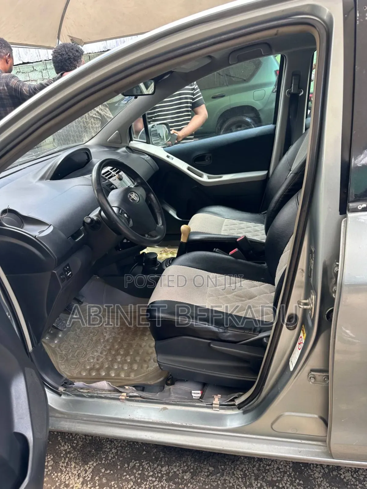 Toyota Yaris 1.0 2006 Gray