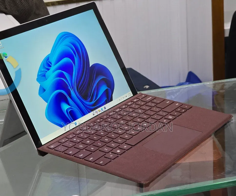 New Laptop Microsoft Surface Pro 6 8GB Intel Core i5 SSD 128GB