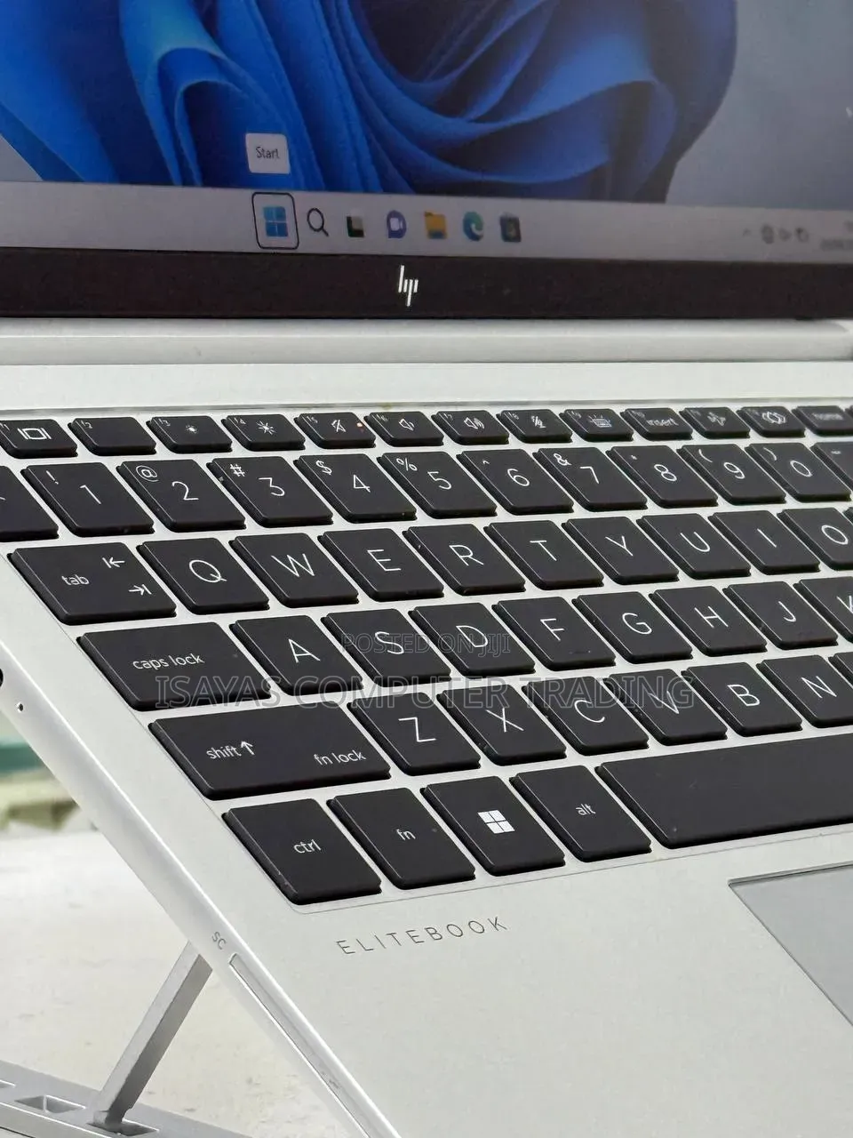 New Laptop HP EliteBook 830 G9 16GB Intel Core i5 SSD 512GB