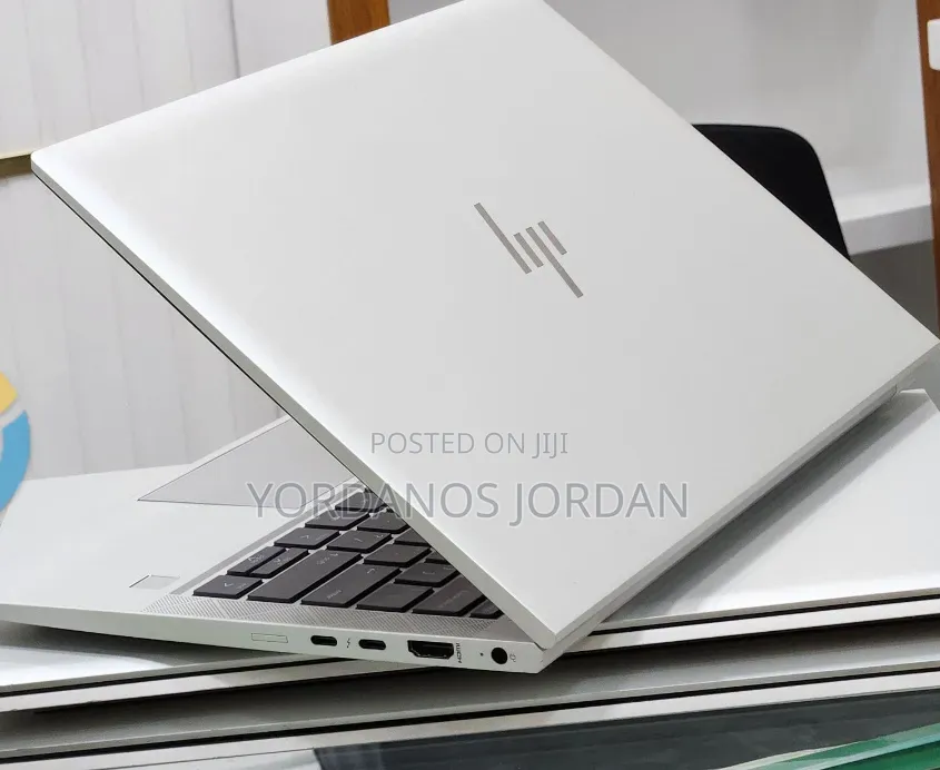 New Laptop HP EliteBook 840 G8 16GB Intel Core i5 SSD 512GB