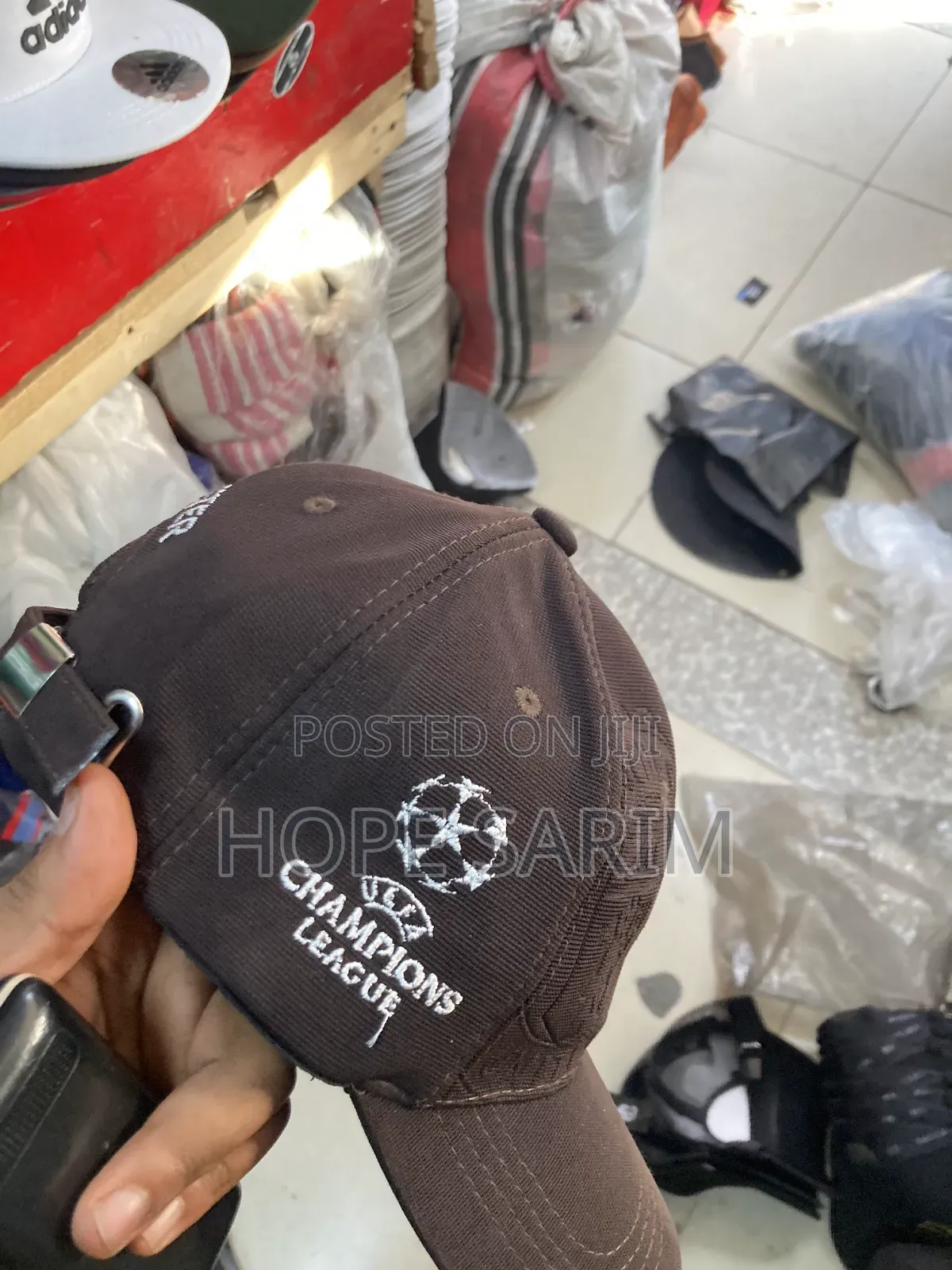 Manchester United Fan Cap: