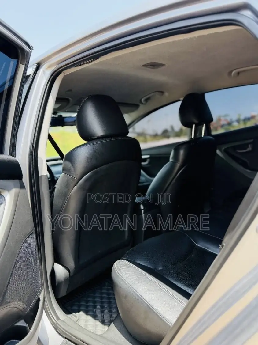 Hyundai Avante 2013 Gray
