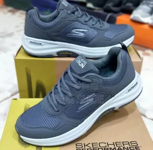 Sketchers Out Door