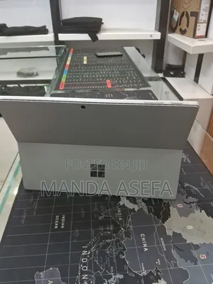 New Laptop Microsoft Surface Pro 7+ 16GB Intel Core i7 SSD 512GB