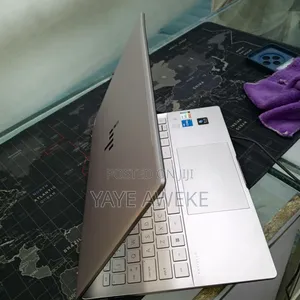 New Laptop HP 16GB Intel Core i5 SSD 1T
