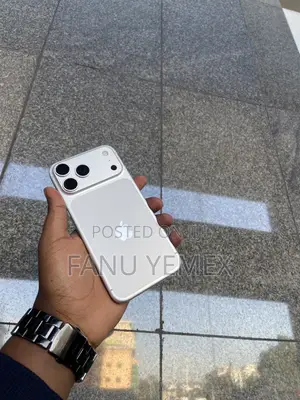 New Apple iPhone 17 Pro Max 256 GB Silver