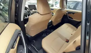 Toyota RAV4 2022 Black