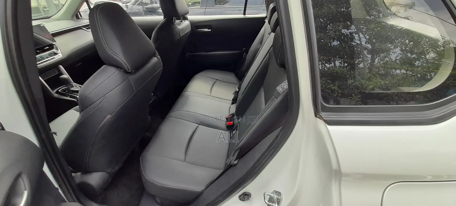 New Toyota Corolla Cross Hybrid 2024 White