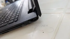 Laptop Lenovo IdeaPad 110S 4GB Intel Core i5 HDD 500GB