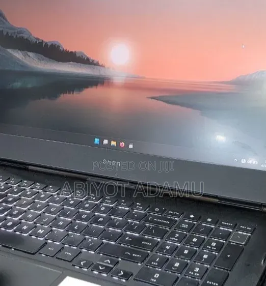 New Laptop HP Omen 16 16GB Intel Core i7 SSD 512GB