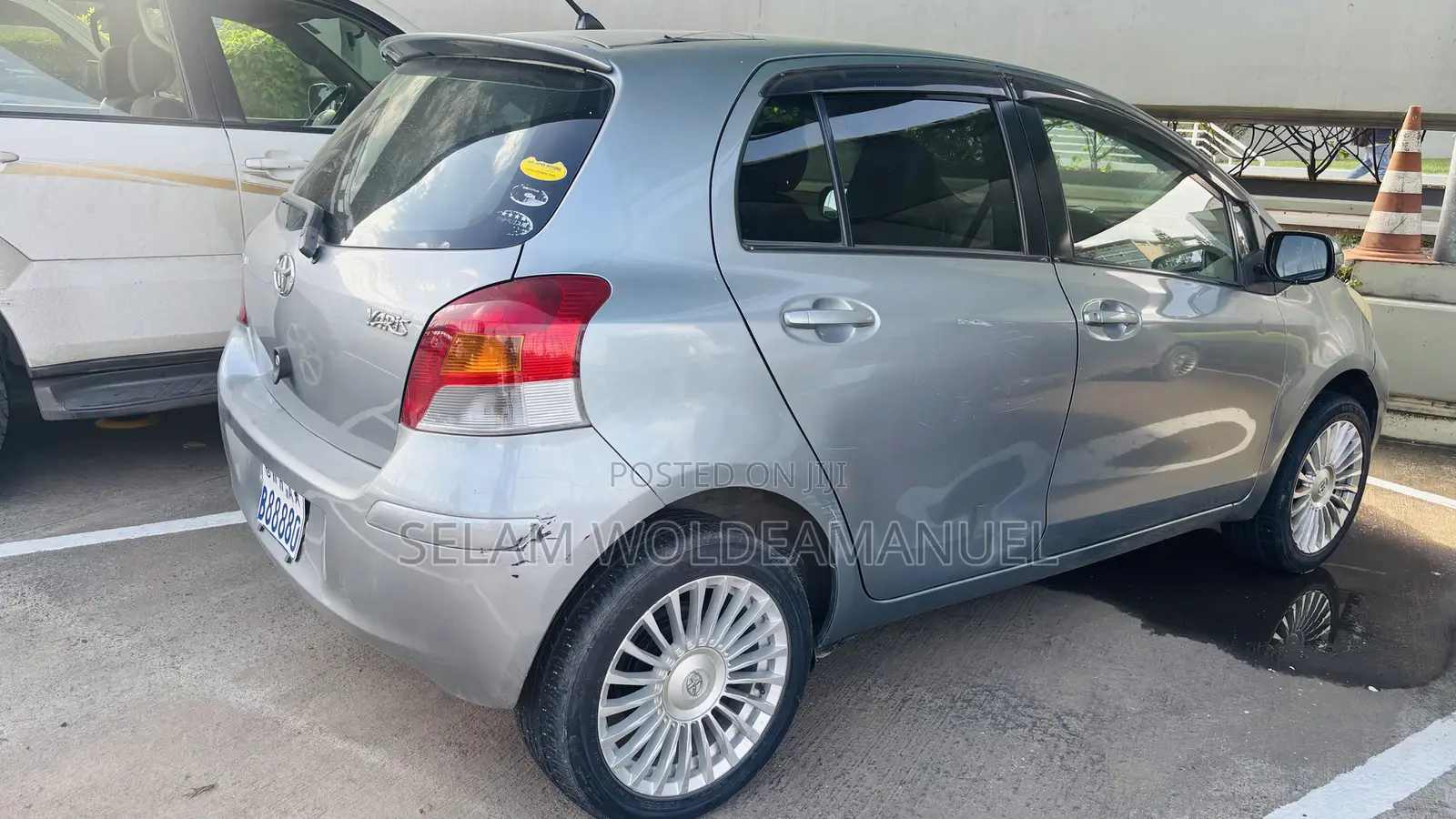Toyota Yaris 2010 Gray