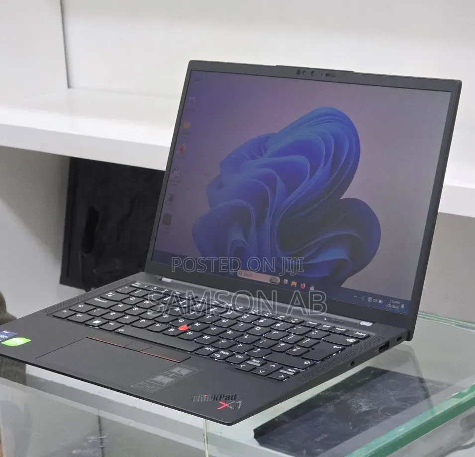 New Laptop Lenovo ThinkPad X1 Carbon 16GB Intel Core i7 SSD 512GB