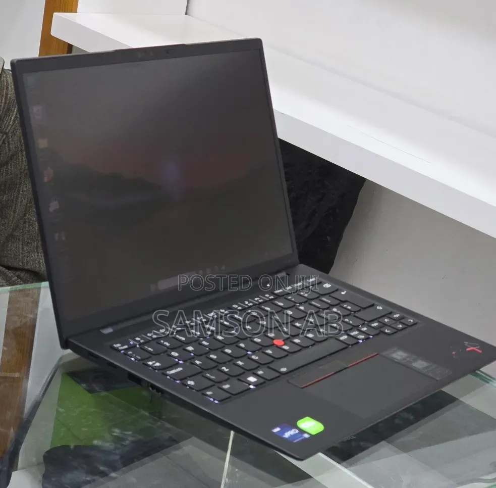 New Laptop Lenovo ThinkPad X1 Carbon 16GB Intel Core i7 SSD 512GB