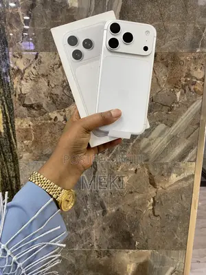 New Apple iPhone 17 Pro 256 GB White