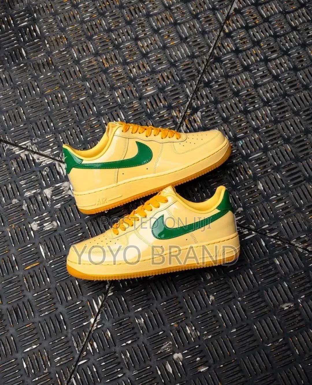 Nike Air Force 1 Low Qs "Topaz Gold" Glossy Yellow Upper / Pine Green