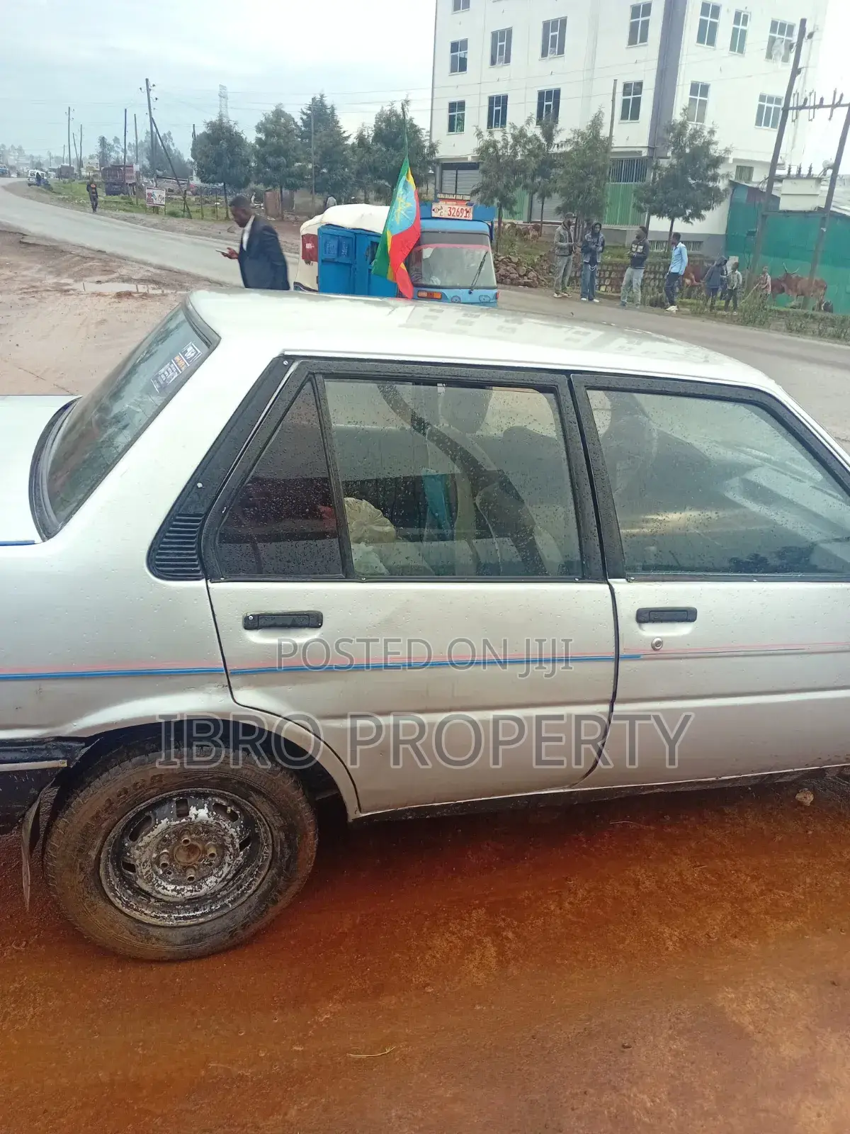 Toyota Corolla II 1986 Silver