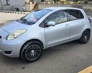 Toyota Yaris 2010