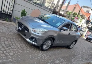 Suzuki Dzire 2022 Silver
