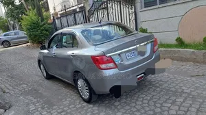 Suzuki Dzire 2022 Silver