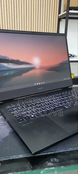 New Laptop HP Omen 16 16GB Intel Core i7 SSD 1T