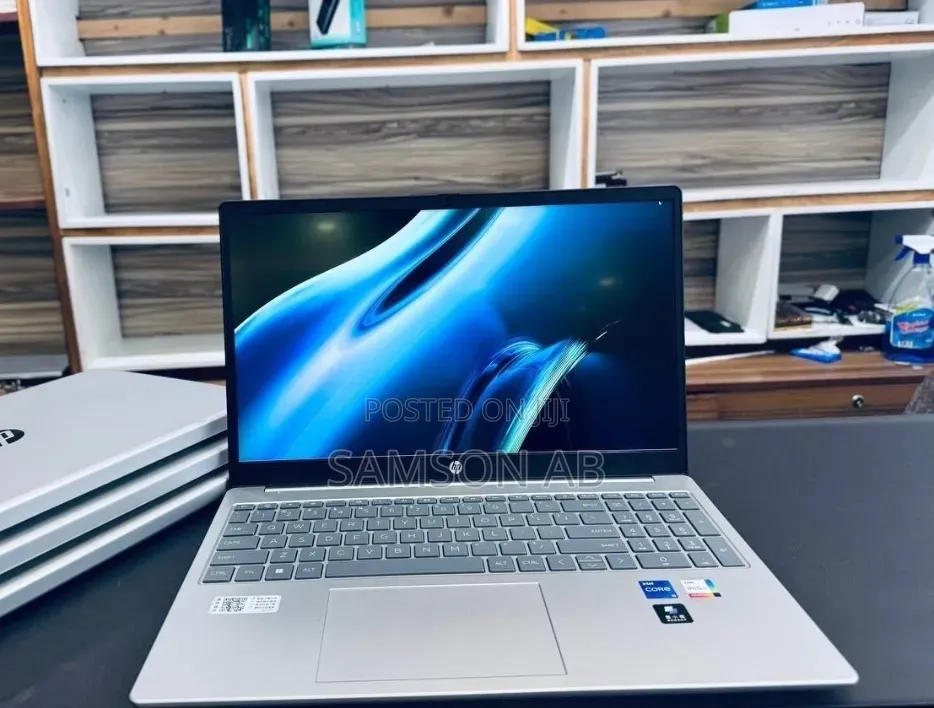New Laptop HP Stream Notebook 16GB Intel Core i5 SSD 1T