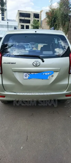 Toyota Avanza 2012 Blue