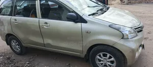 Toyota Avanza 2012 Blue