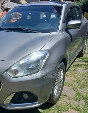 Suzuki Dzire 2022 Silver